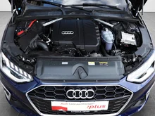 Audi A4 Avant 40 TFSI S line in 2D Navarrablau Metallic