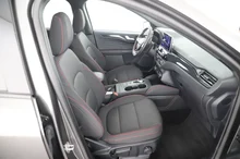 Ford Kuga ST-Line in Magnetic-Grau, Metallic