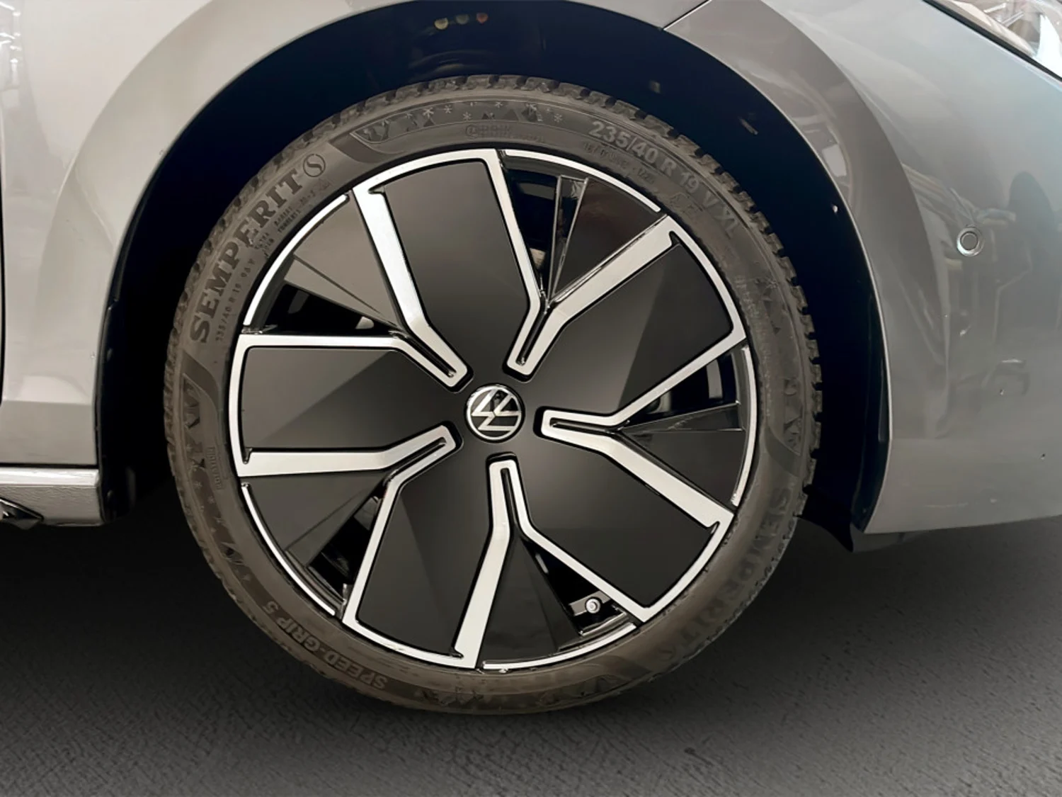 Bild eines VW Passat Variant Sport eHybrid 150kW