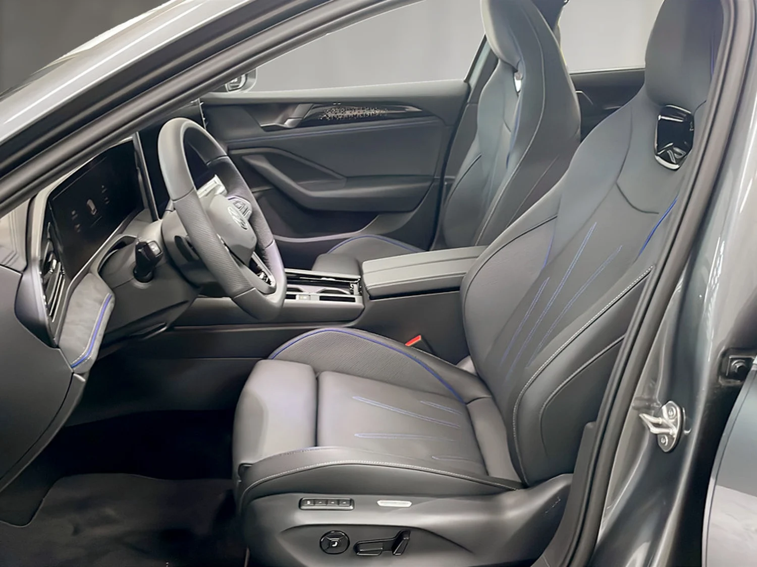 Bild eines VW Passat Variant Sport eHybrid 150kW