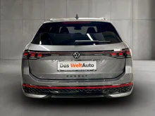 VW Passat Variant Sport eHybrid 150kW in Diabasgrau Metallic mit Dach Schwarz