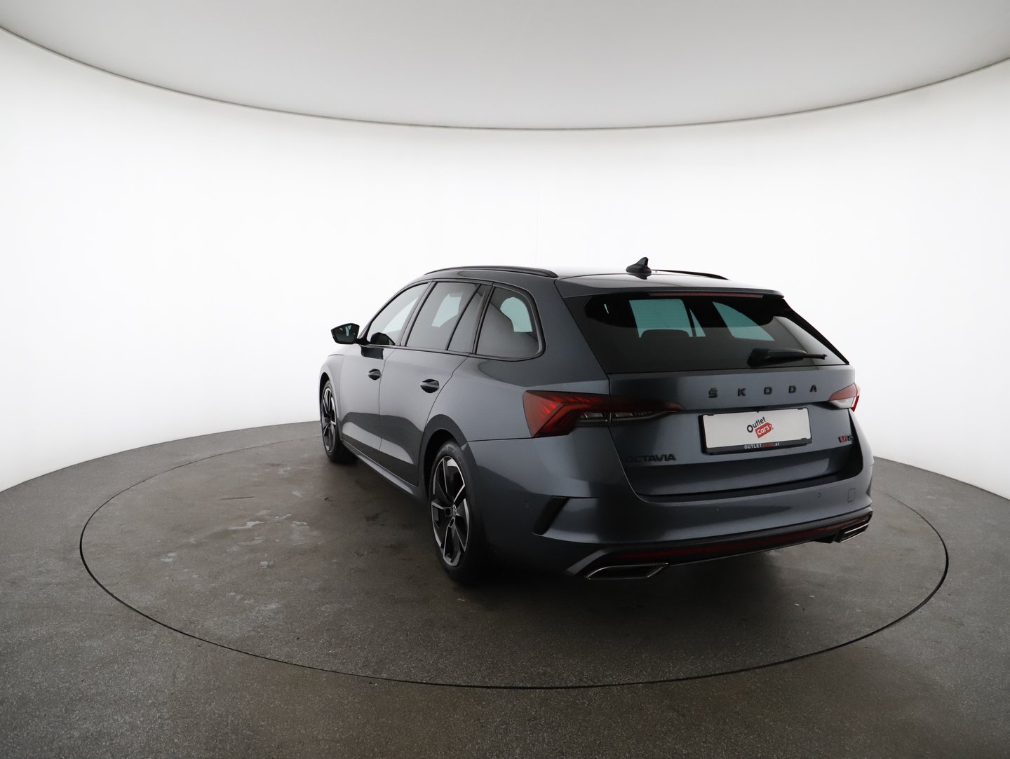 Škoda OCTAVIA Combi 4x4 RS TDI DSG | Bild 2 von 15