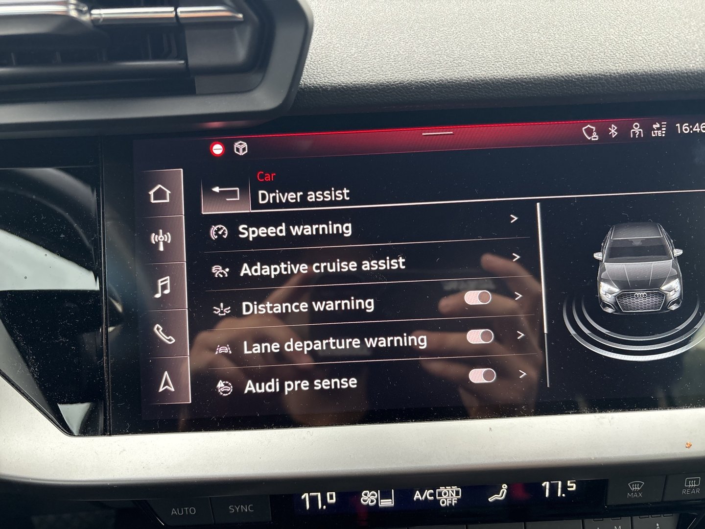 Audi A3 Limousine 35 TDI S line exterieur | Bild 16 von 23