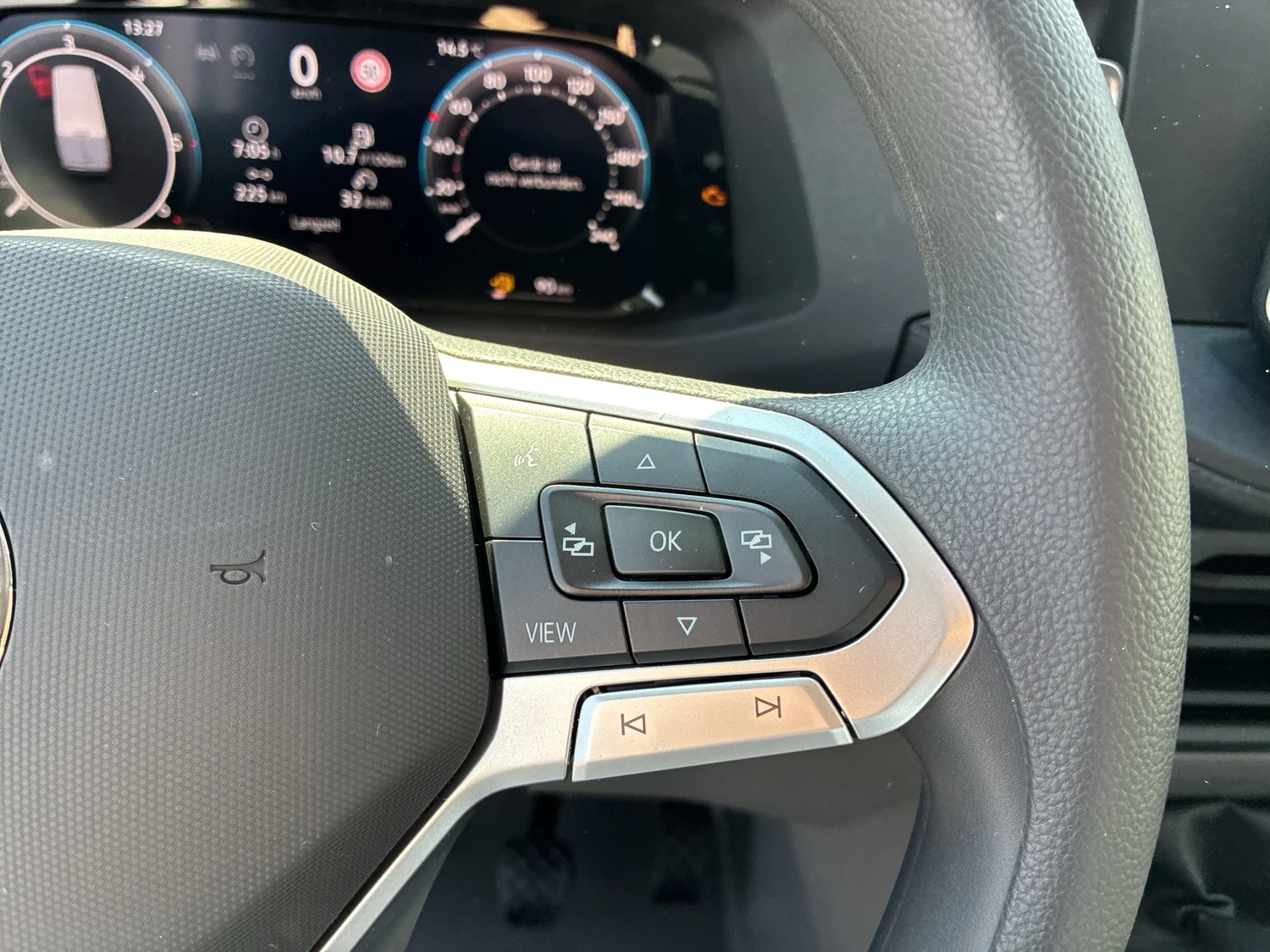 Bild eines VW Crafter 35 Kastenwagen L3H3 TDI