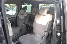 VW Multivan Style KR in 2T Deep Black Perleffekt
