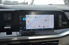 VW Multivan Style KR in 2T Deep Black Perleffekt