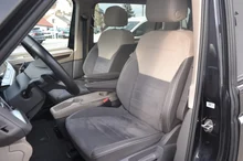 VW Multivan Style KR in 2T Deep Black Perleffekt
