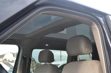 VW Multivan Style KR in 2T Deep Black Perleffekt