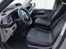VW Transporter Kombi LR TDI 4MOTION in Reflexsilber Metallic