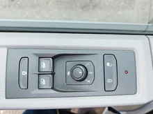 VW Transporter Kombi LR TDI 4MOTION in Reflexsilber Metallic