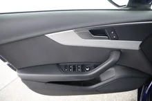 Audi A4 Avant 35 TDI in NAVARRABLAU METALLIC