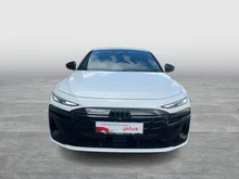Audi A6 Avant e-tron quattro in Gletscherweiss Metallic