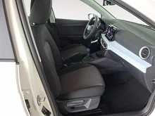 SEAT Arona Reference Edition 1.0 TSI in Candy-Weiß
