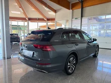VW Golf Variant Life TSI in B0 Delfingrau Metallic