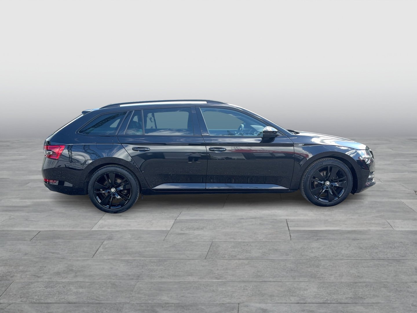 Škoda Superb Combi Sportline TSI ACT DSG | Bild 6 von 29