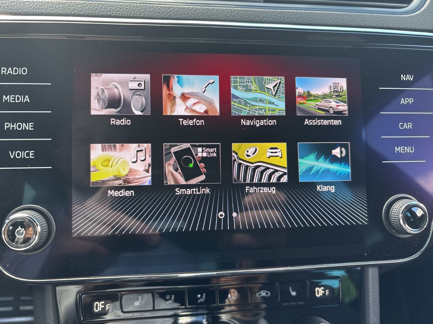 Škoda Superb Combi Sportline TSI ACT DSG | Bild 17 von 29