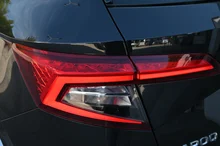 Škoda Karoq Ambition TSI in 1Z Schwarz-Magic Perleffekt
