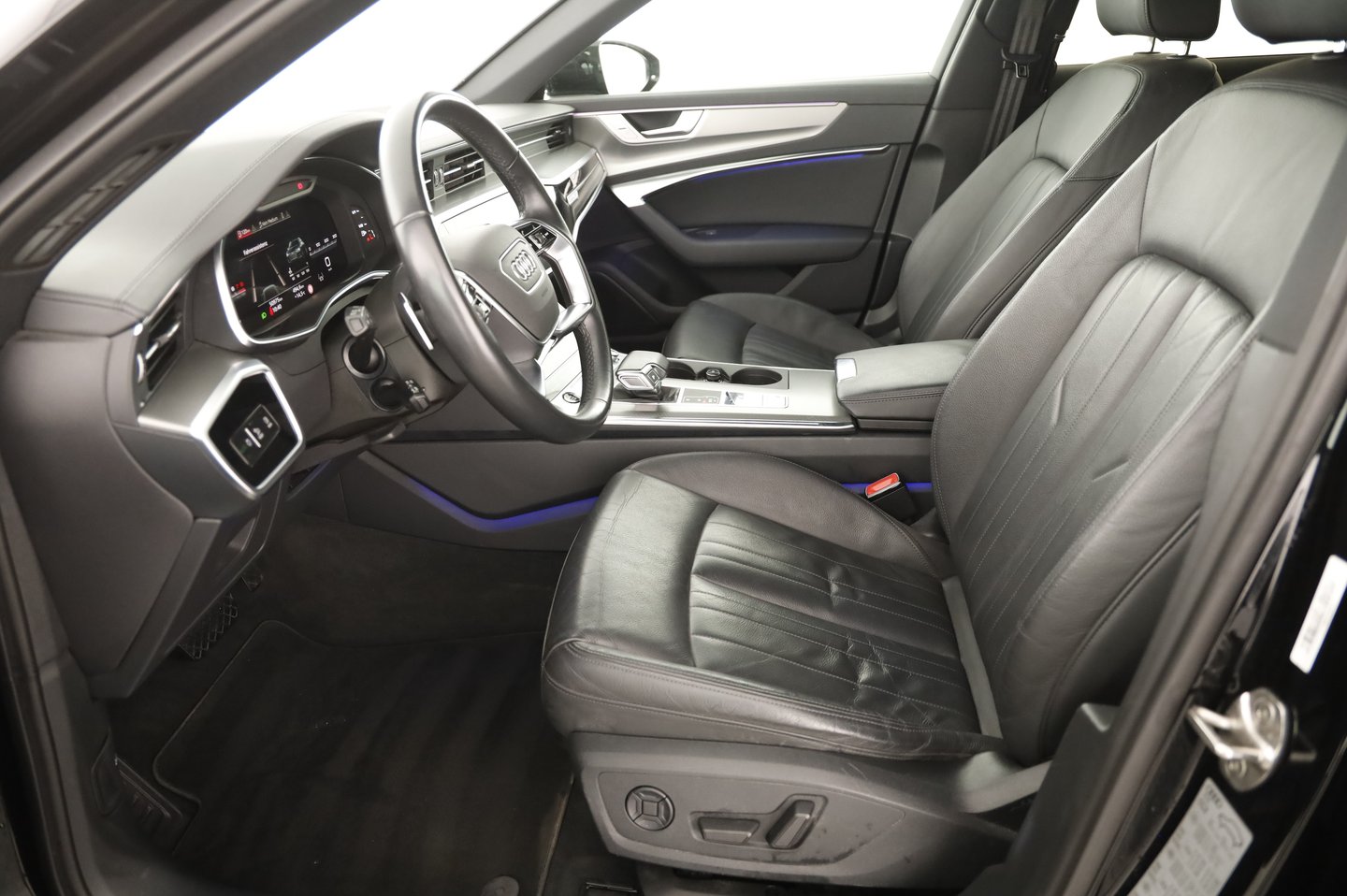 Audi A6 Limousine 45 TFSI quattro Design | Bild 13 von 30