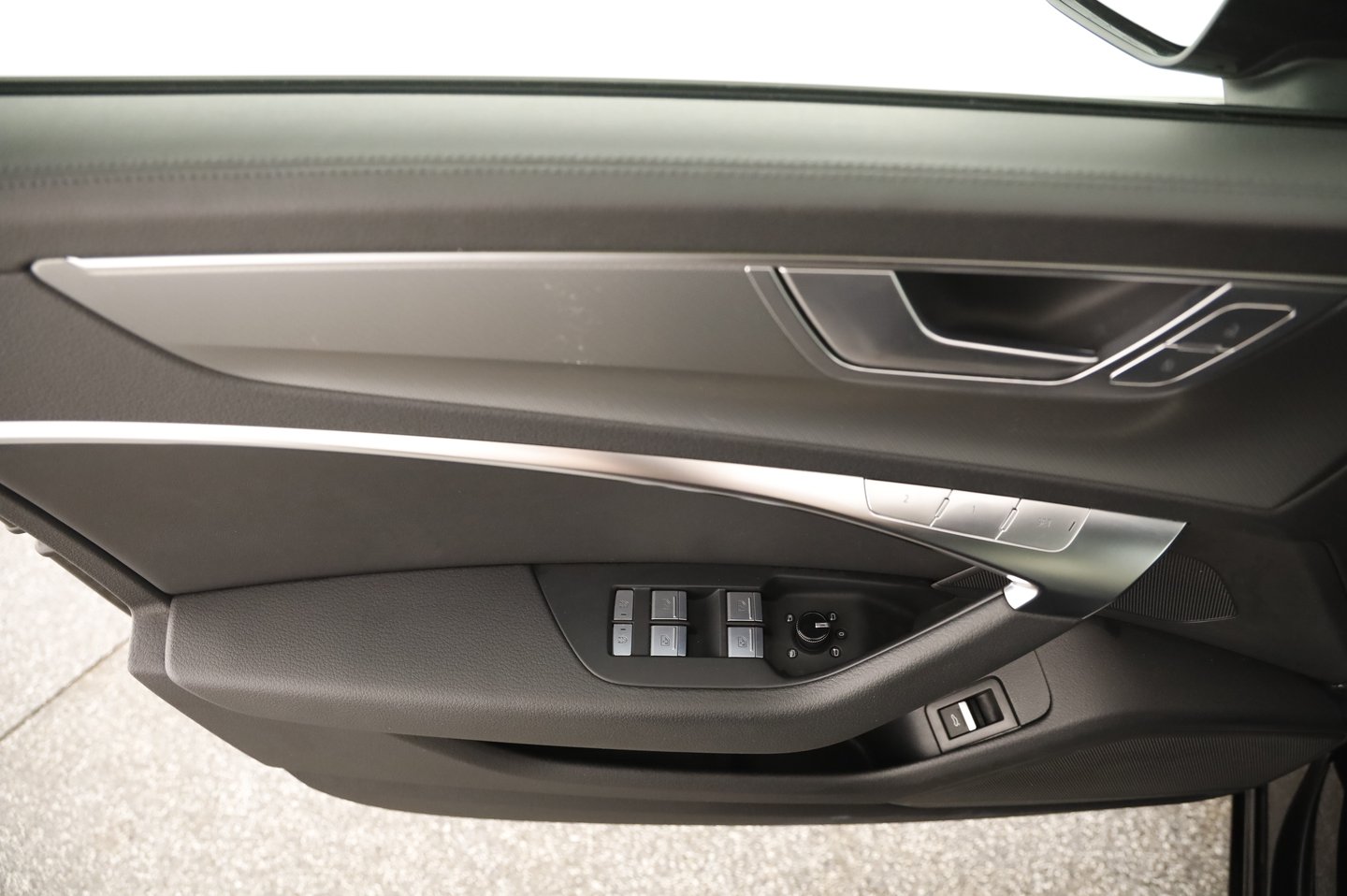 Audi A6 Limousine 45 TFSI quattro Design | Bild 10 von 30