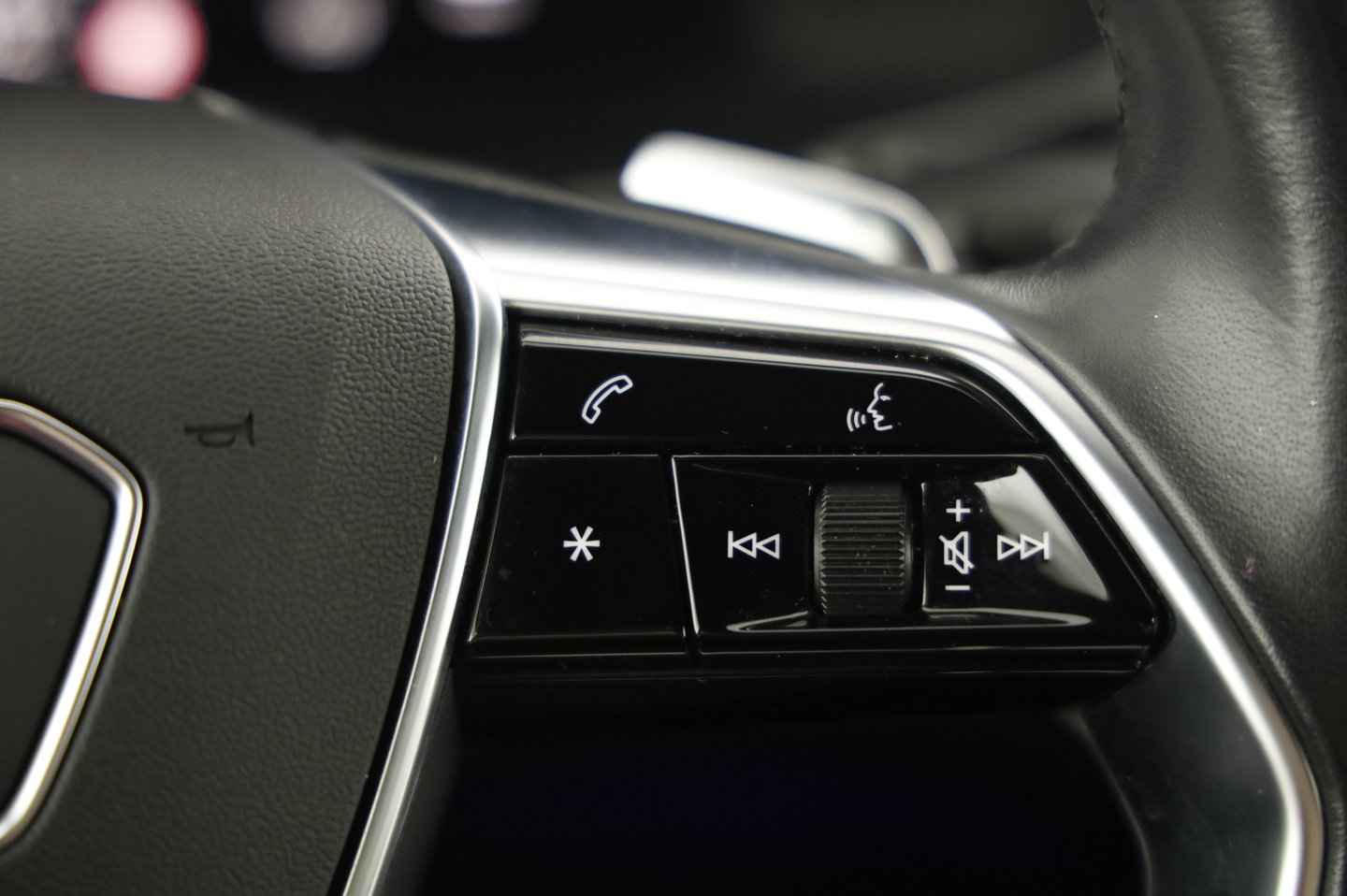 Audi A6 Limousine 45 TFSI quattro Design | Bild 18 von 30