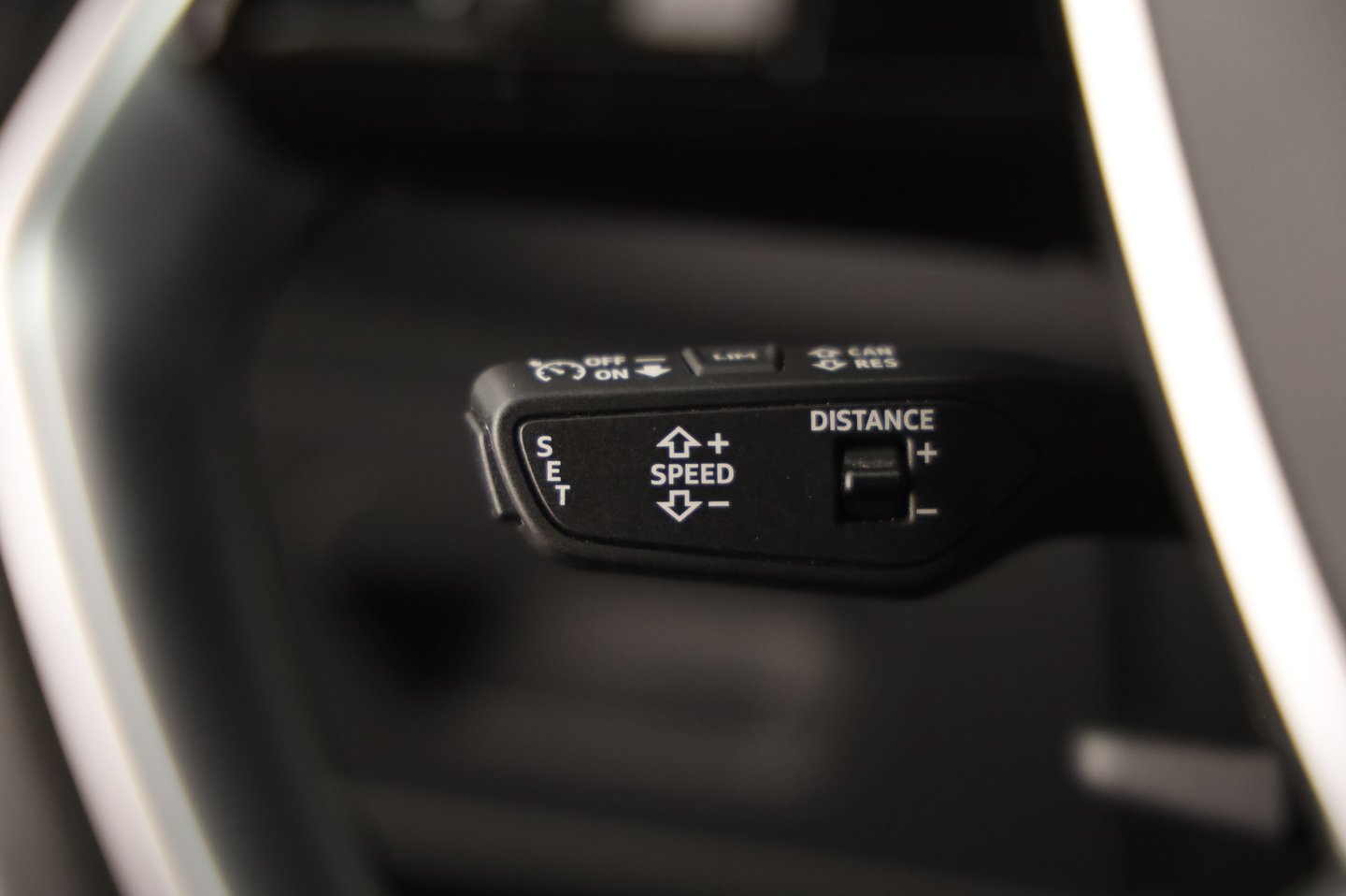Audi A6 Limousine 45 TFSI quattro Design | Bild 19 von 30