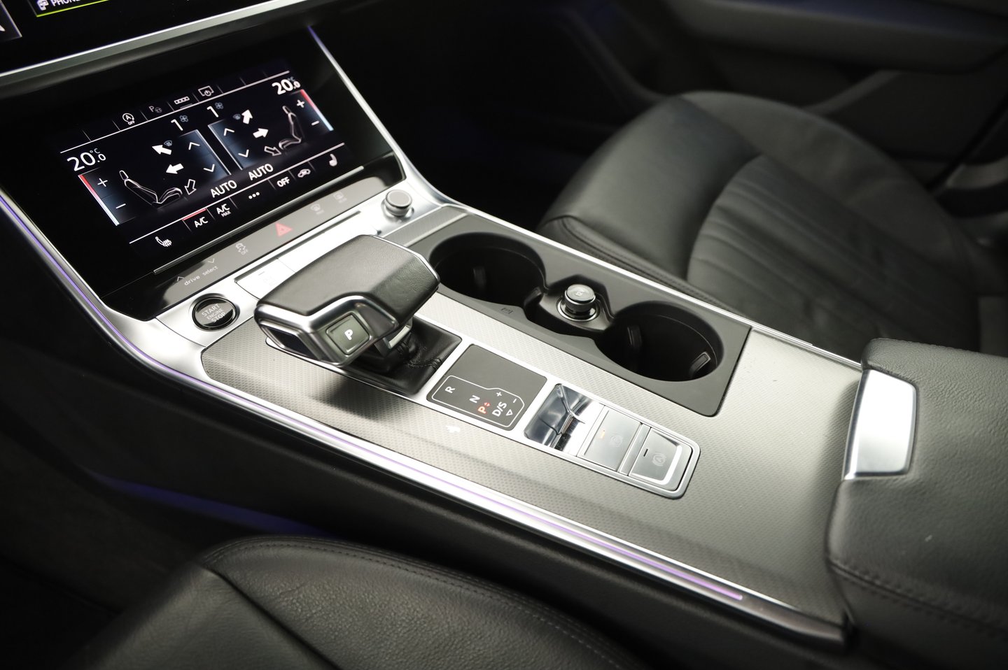 Audi A6 Limousine 45 TFSI quattro Design | Bild 24 von 30