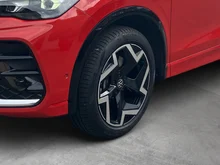 VW Tiguan R-Line TDI 4MOTION DSG in Persimmon Red Metallic