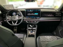 VW Tiguan R-Line TDI 4MOTION DSG in Persimmon Red Metallic