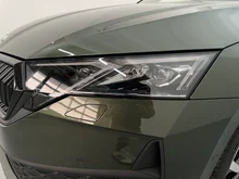 Škoda Octavia Combi 4x4 Sportline TSI DSG in Khaki-Grün Metallic