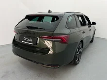 Škoda Octavia Combi 4x4 Sportline TSI DSG in Khaki-Grün Metallic