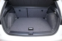 SEAT Arona Style 1.0 TSI in Candy-Weiß Dach Nacht-Schwarz