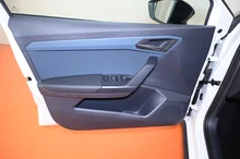 SEAT Arona Style 1.0 TSI in Candy-Weiß Dach Nacht-Schwarz