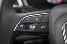 Audi A4 Avant 40 TDI advanced quattro in MYTHOSSCHWARZ METALLIC