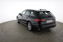 Audi A4 Avant 40 TDI advanced quattro in MYTHOSSCHWARZ METALLIC