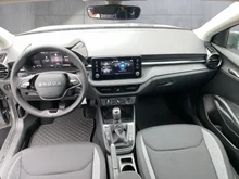 Škoda Fabia Essence in Graphit-Grau Metallic
