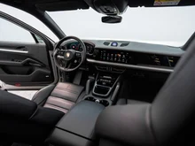 Porsche Cayenne E-Hybrid in kreide