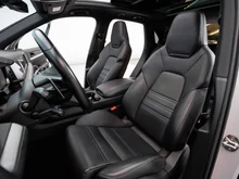 Porsche Cayenne E-Hybrid in kreide