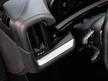 Porsche Cayenne E-Hybrid in kreide