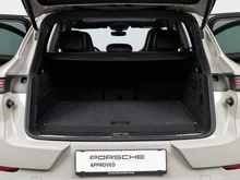 Porsche Cayenne E-Hybrid in kreide