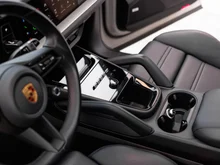 Porsche Cayenne E-Hybrid in kreide