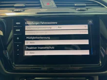 VW Touran Comfortline TDI SCR DSG 5-Sitzer in mittelgrau - metallic