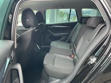 Škoda Octavia Combi 4x4 Style TDI DSG in Black-Magic Perleffekt