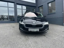 Škoda Octavia Combi 4x4 Style TDI DSG in Black-Magic Perleffekt