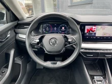 Škoda Octavia Combi 4x4 Style TDI DSG in Black-Magic Perleffekt