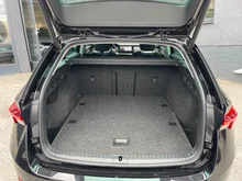 Škoda Octavia Combi 4x4 Style TDI DSG in Black-Magic Perleffekt