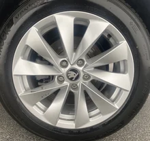 Thumbnail-Foto von Fahrzeug