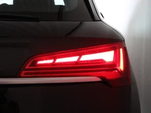 Audi Q5 35 TDI intense in mythosschwarz met.