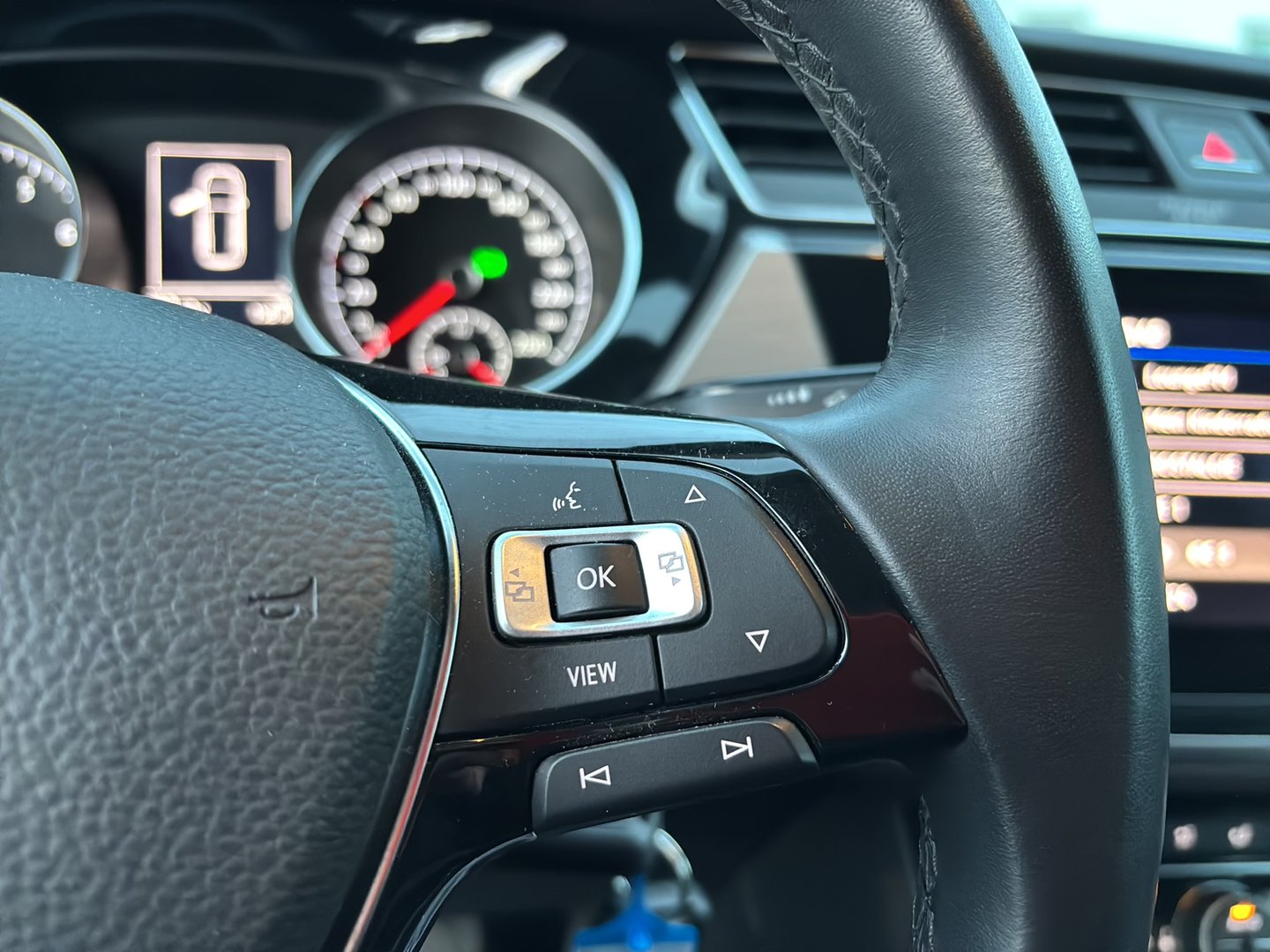 VW Touran CL TSI ACT OPF DSG 7-Sitzer | Bild 15 von 24