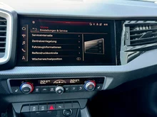 Audi A1 Sportback 25 TFSI intense in Mythosschwarz Metallic
