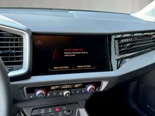 Audi A1 Sportback 25 TFSI intense in Mythosschwarz Metallic